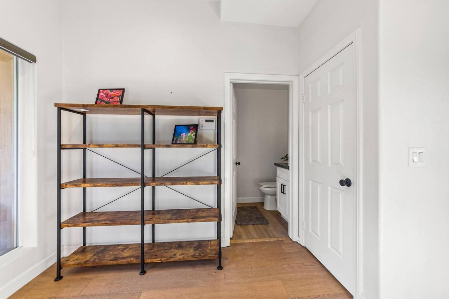 Holiday home Luxurious 4br In Prime La Location With Great View Los Angeles