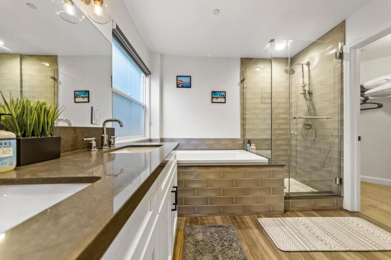 Luxurious 4br In Prime La Location With Great View Los Angeles