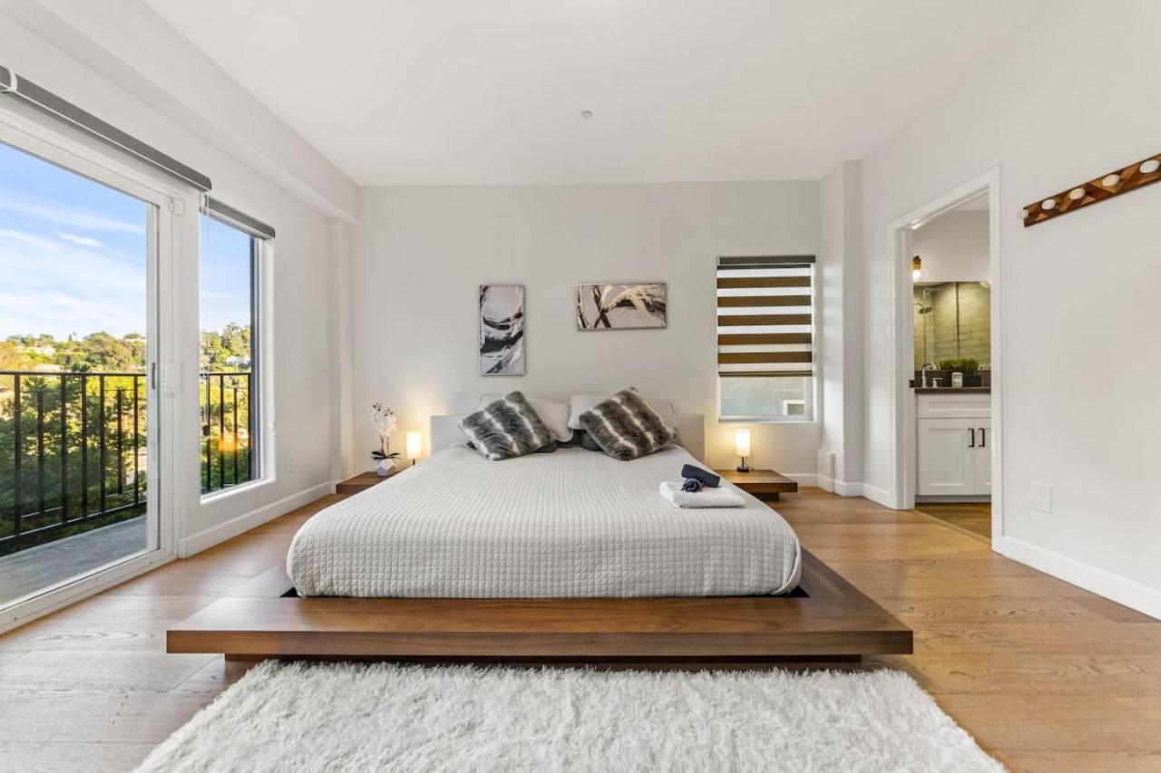 Holiday home Luxurious 4br In Prime La Location With Great View *