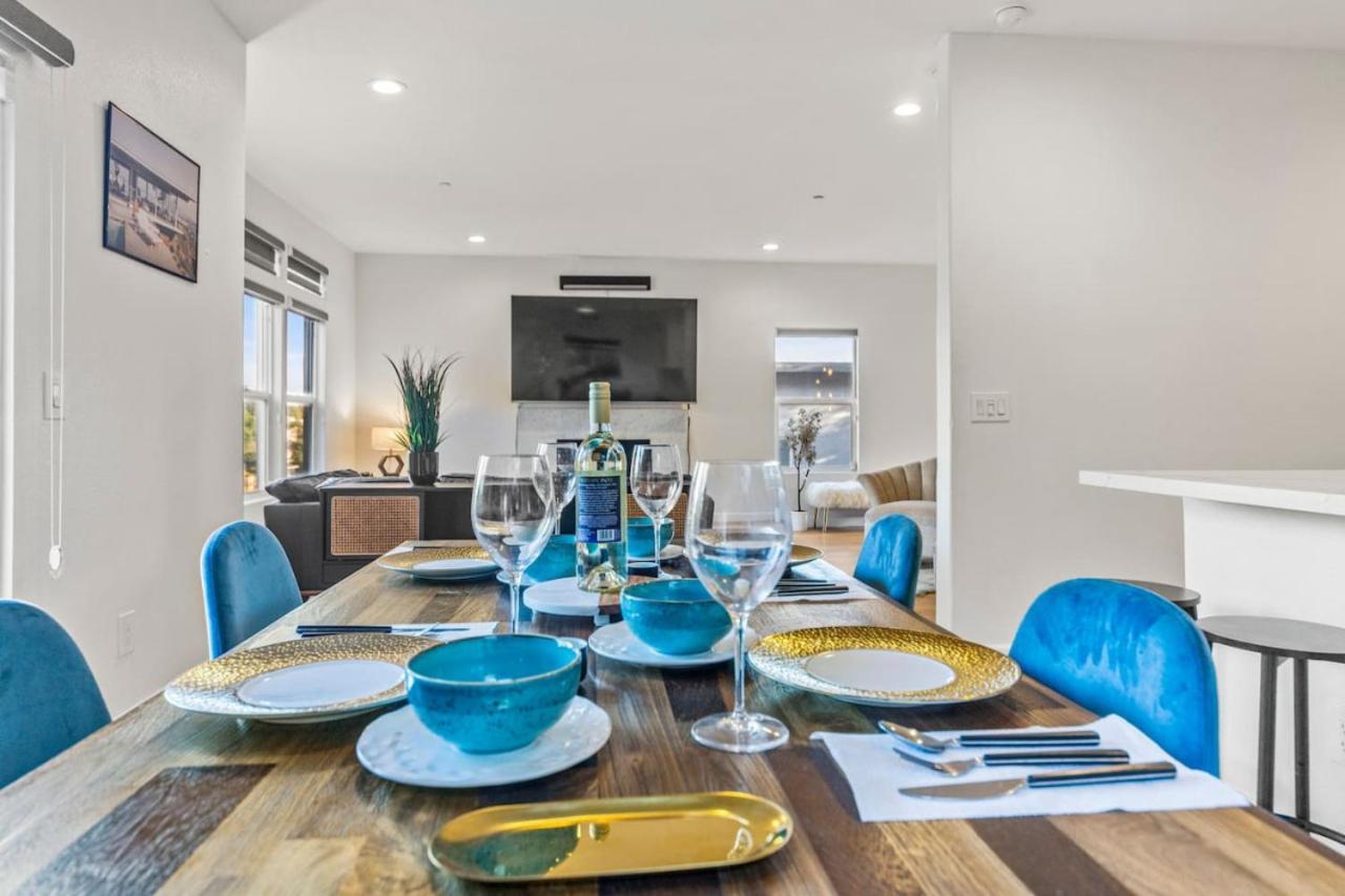 Luxurious 4br In Prime La Location With Great View Holiday home Los Angeles