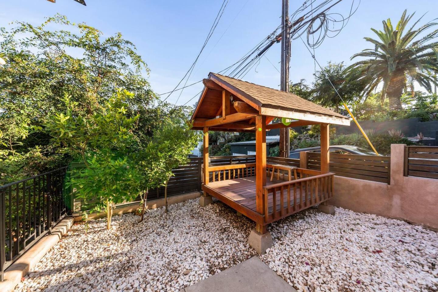 Holiday home Luxurious 4br In Prime La Location With Great View *